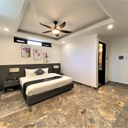 Khach San Lilac Hotel 달랏 외부 사진