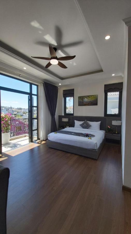 Khach San Lilac Hotel 달랏 외부 사진