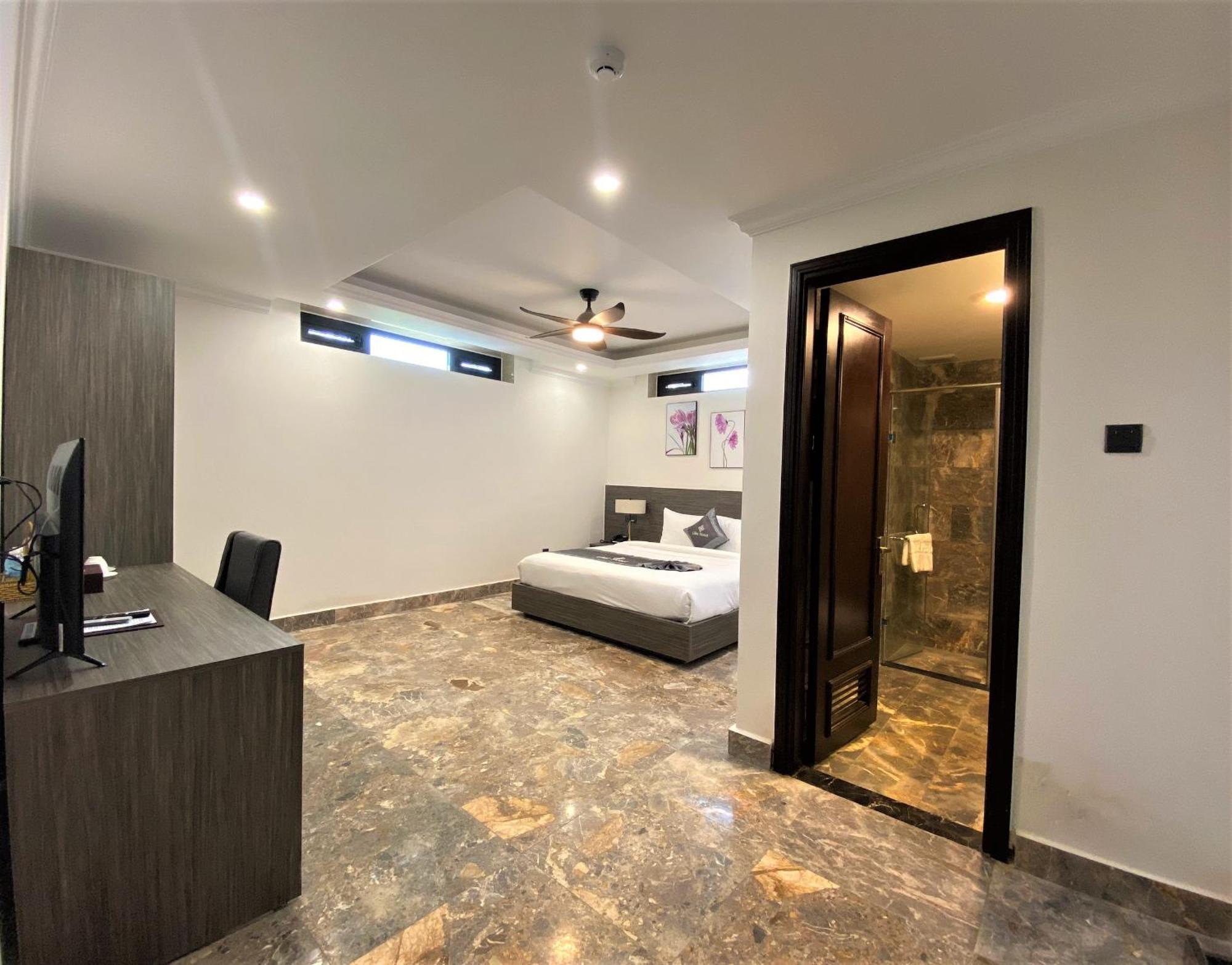 Khach San Lilac Hotel 달랏 외부 사진